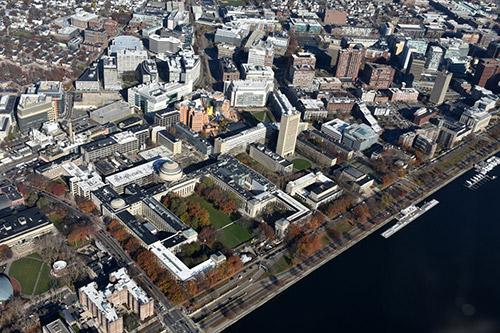 Khuôn viên Viện công nghệ Massachusetts là mong ước có được của nhiều trường Đại học các nước