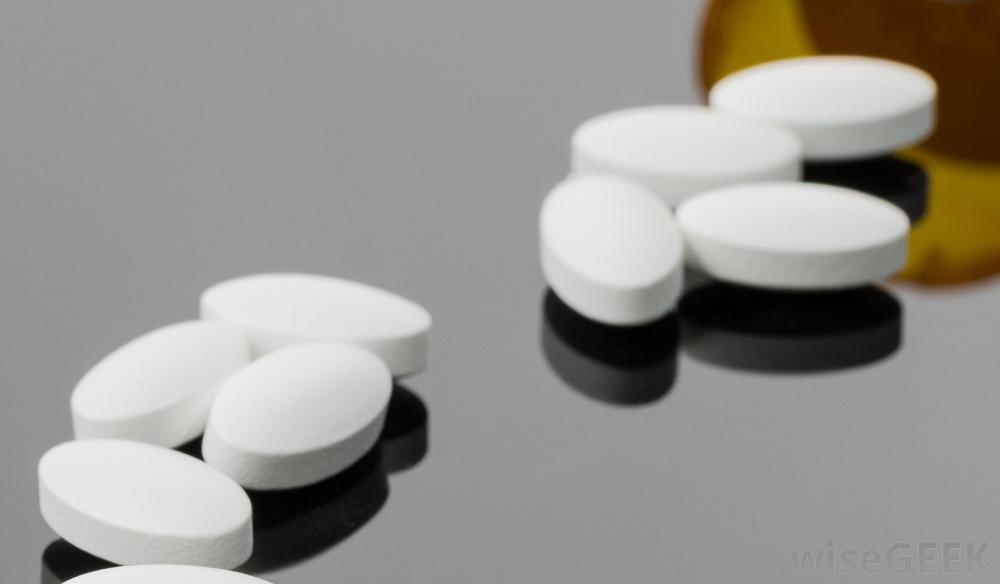 Sử dụng thuốc Atorvastatin cần theo đúng liều lượng
