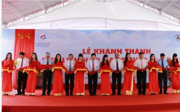 Nghi thức cắt băng khánh thành khai trường trở thành nghi thức truyền thống