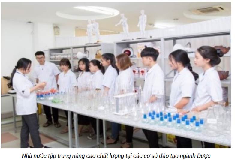 Ngành Dược học hiện nay còn “hot” không? Góc nhìn từ thực tế đào tạo và nhu cầu nhân lực ngành y tế